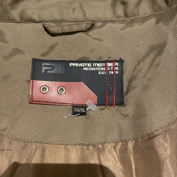 Brown Puffer jacket - Picture 2 of 3